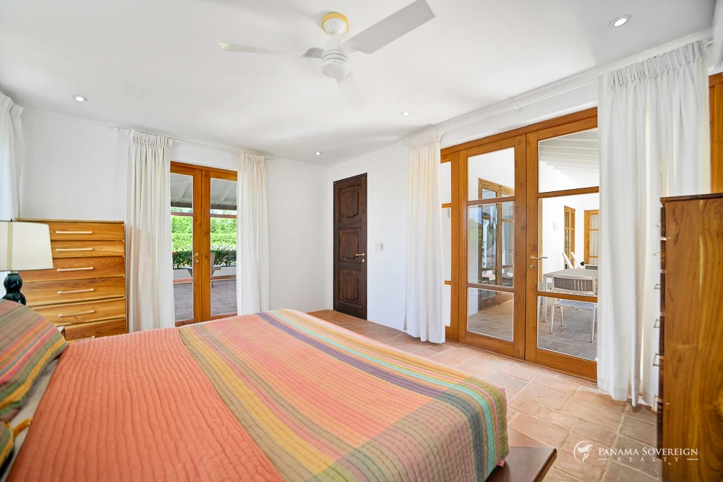5 Bedroom House in Los Destiladeros - Gallery image 5