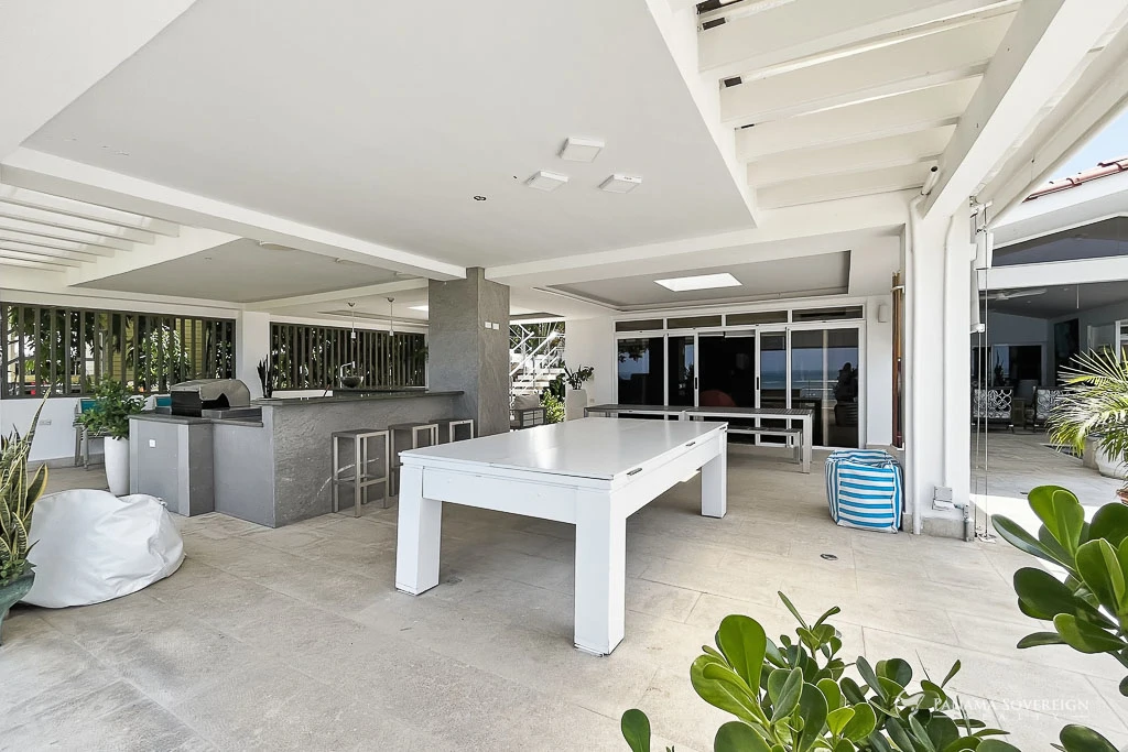 5 Bedroom House in San Carlos - Gallery image 37