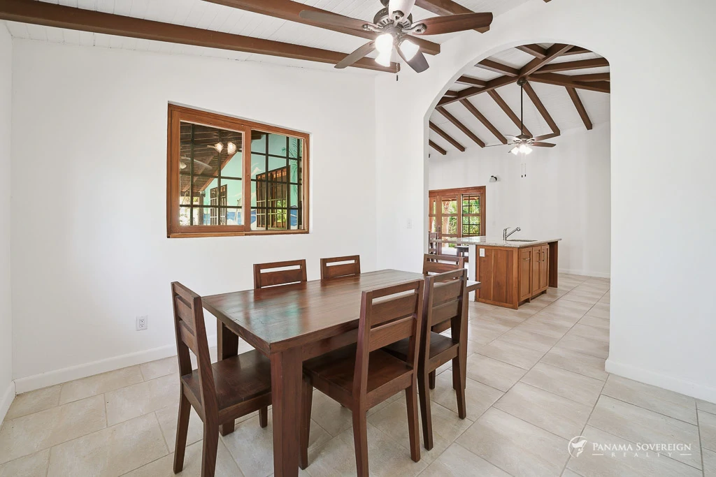 3 Bedroom House in Los Destiladeros - Gallery image 7