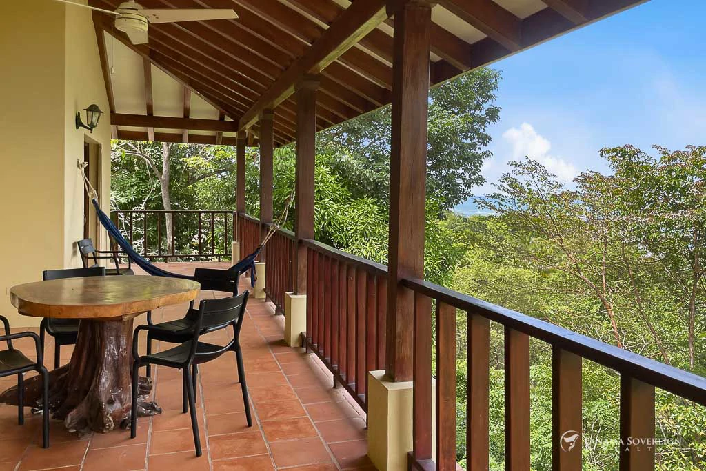 2 Bedroom House in Cambutal - Gallery image 8