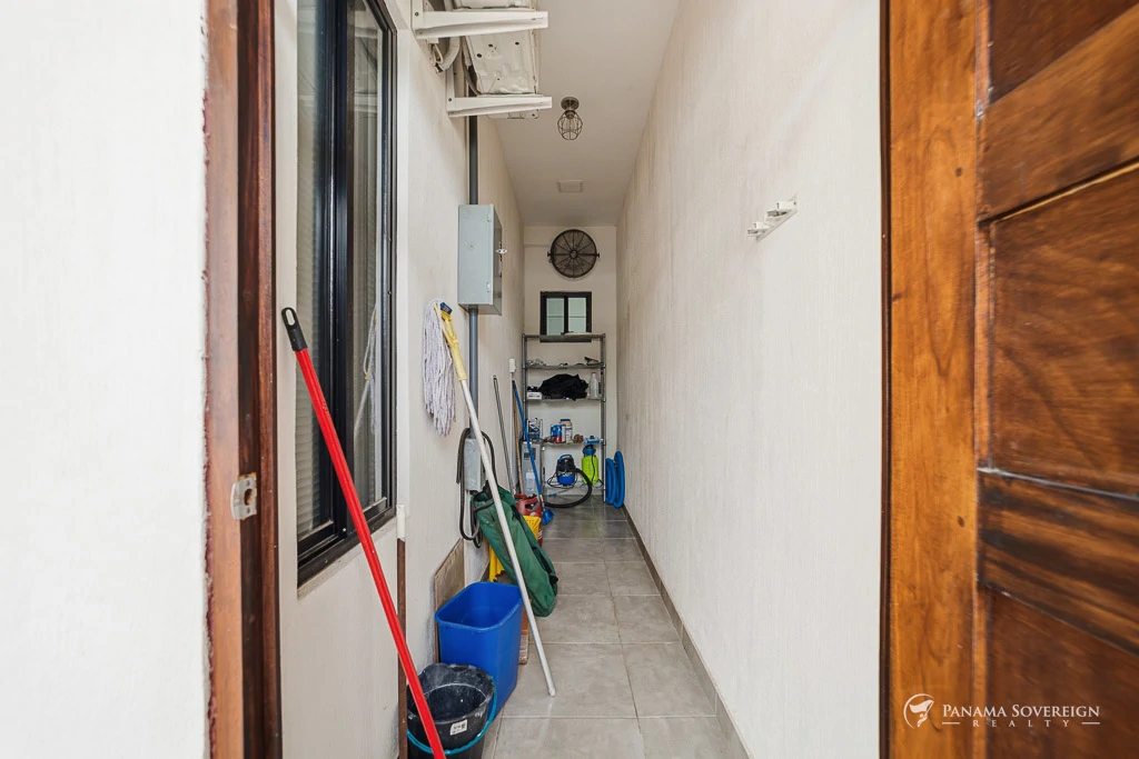 2 Bedroom House in Pedasi - Gallery image 8