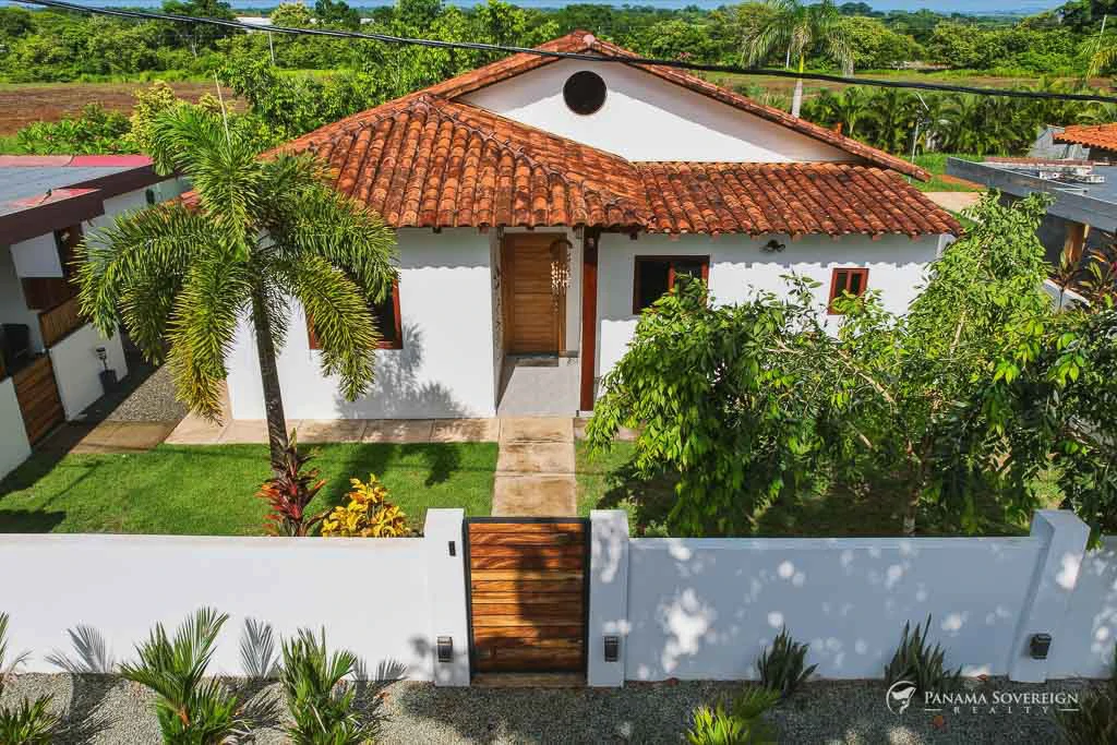 2 Bedroom House in Pedasi