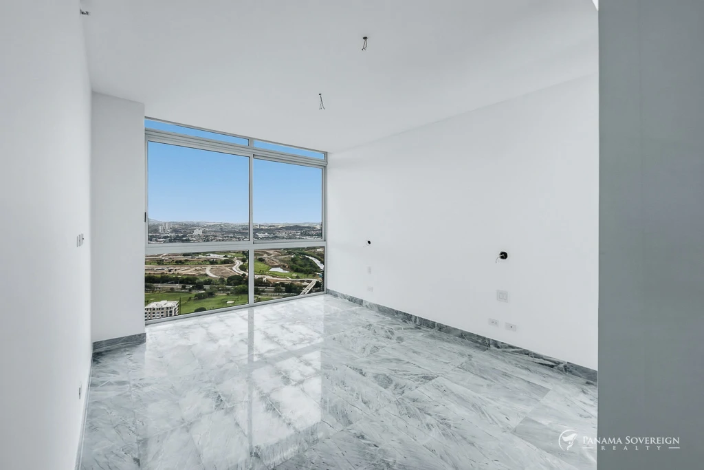 4 Bedroom Condo in Santa Maria - Gallery image 18