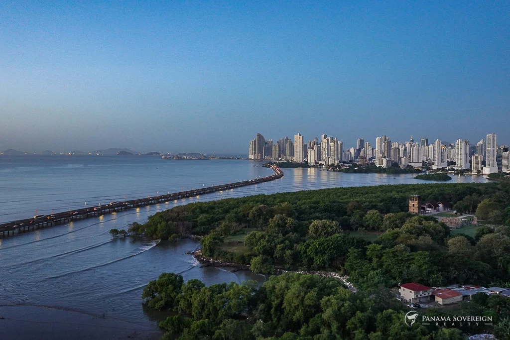 2 Bedroom Condo in Costa del Este - Gallery image 15
