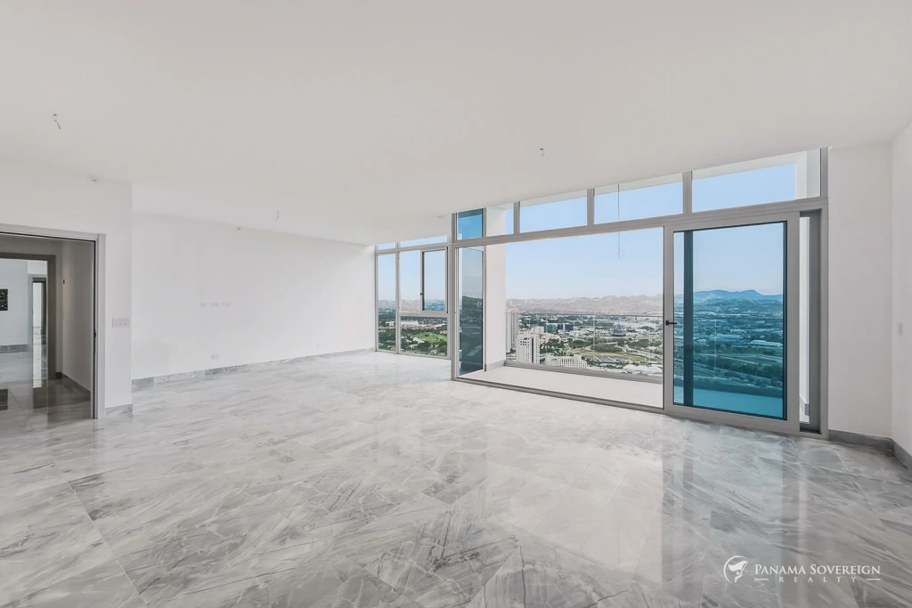4 Bedroom Condo in Santa Maria - Gallery image 7