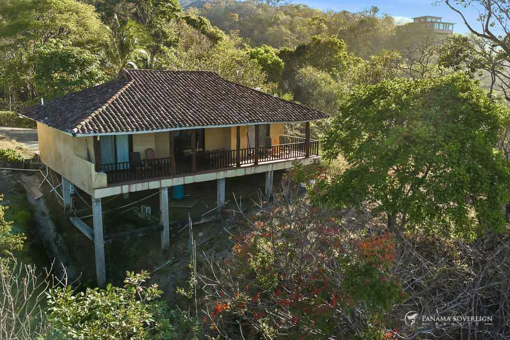 2 Bedroom House in Cambutal - Gallery image 16