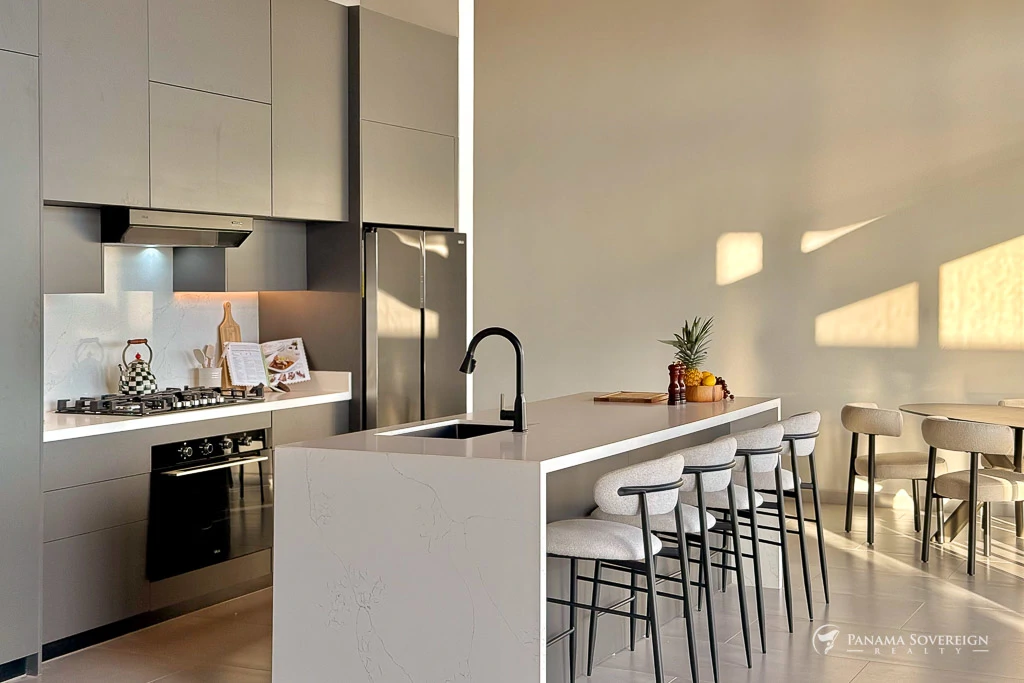 3 Bedroom House in Canas - Gallery image 6