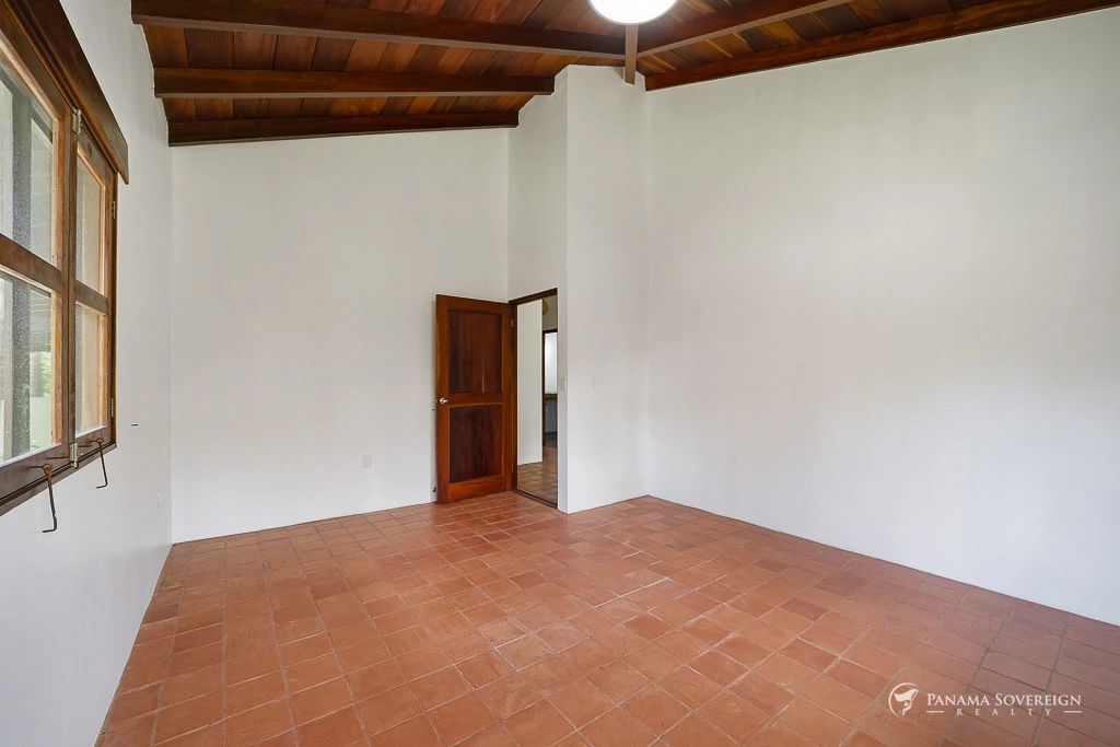 4 Bedroom House in Pedasi - Gallery image 24