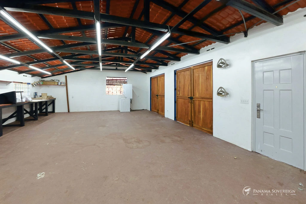 2 Bedroom House in Bucaro - Gallery image 9