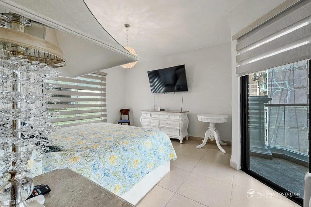 5 Bedroom Condo in San Carlos - Gallery image 37