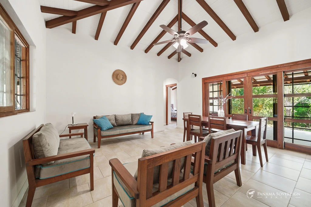 3 Bedroom House in Los Destiladeros - Gallery image 10