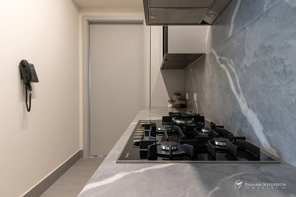 3 Bedroom Condo in Santa Maria - Gallery image 6