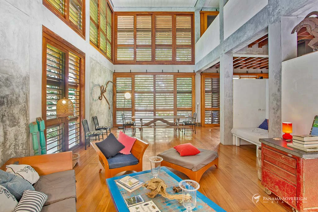 4 Bedroom House in Canal Zone - Gallery image 25