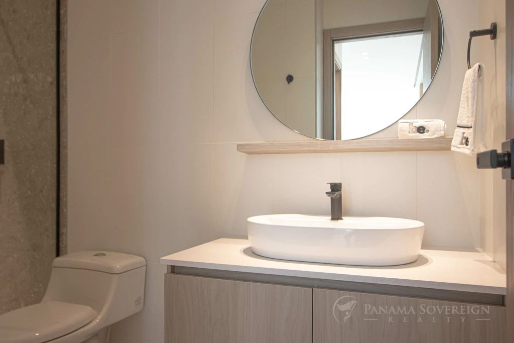 1 Bedroom Condo in Costa del Este - Gallery image 10