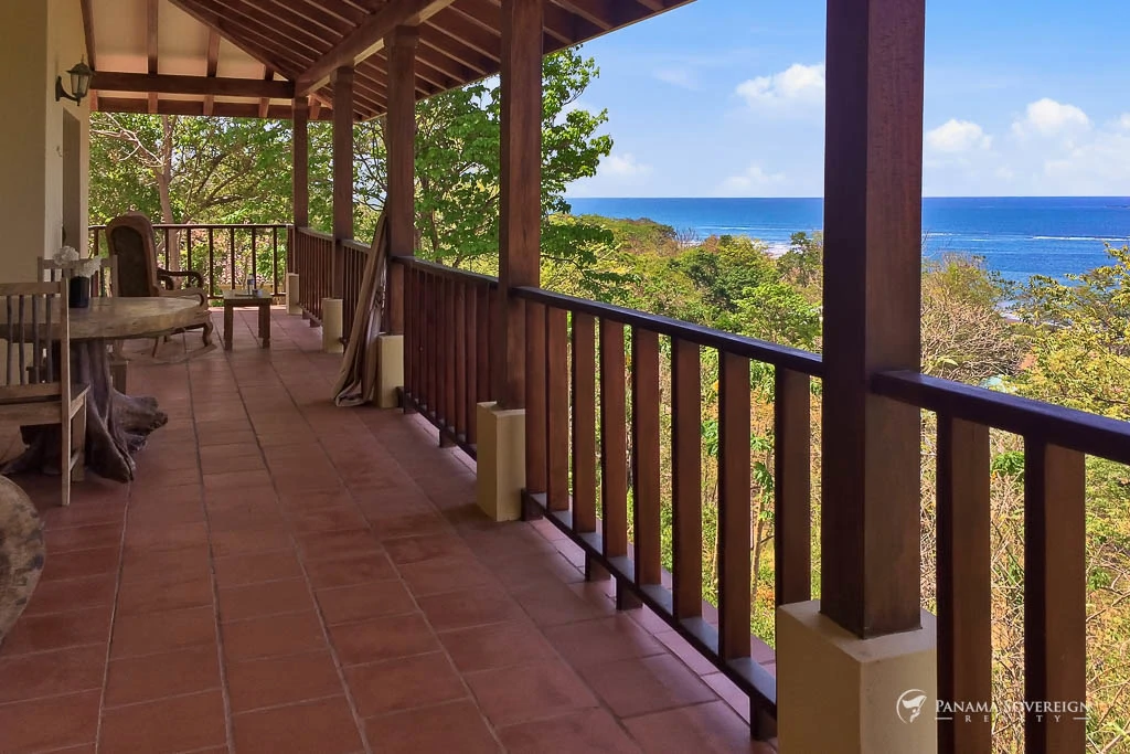 2 Bedroom House in Cambutal - Gallery image 4