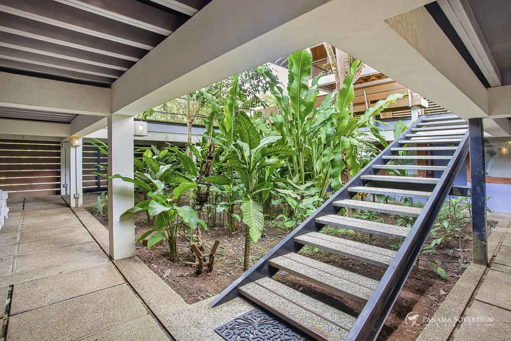 4 Bedroom House in Canal Zone - Gallery image 33