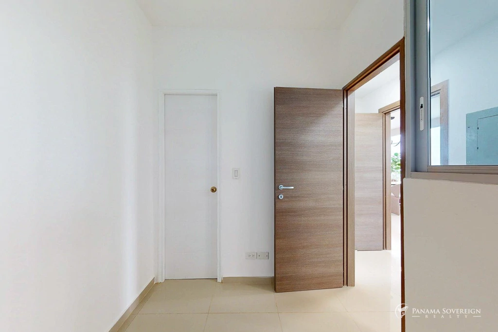 3 Bedroom Condo in Costa del Este - Gallery image 15