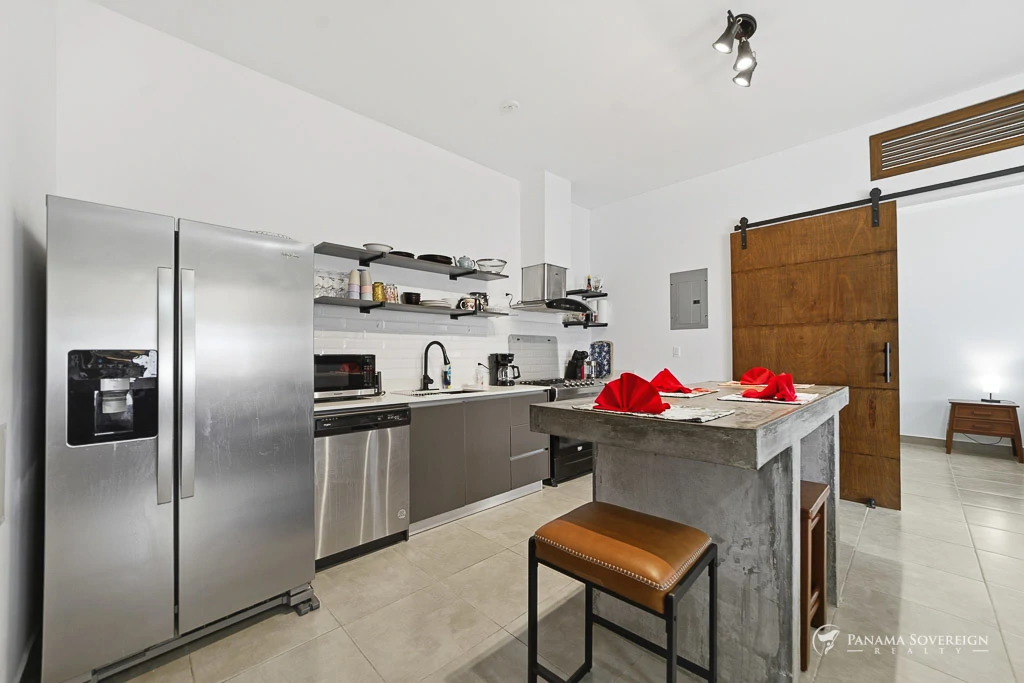 2 Bedroom House in Pedasi - Gallery image 4