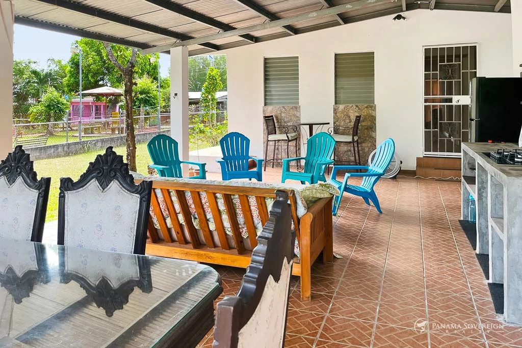 5 Bedroom House in Pedasi - photo 7