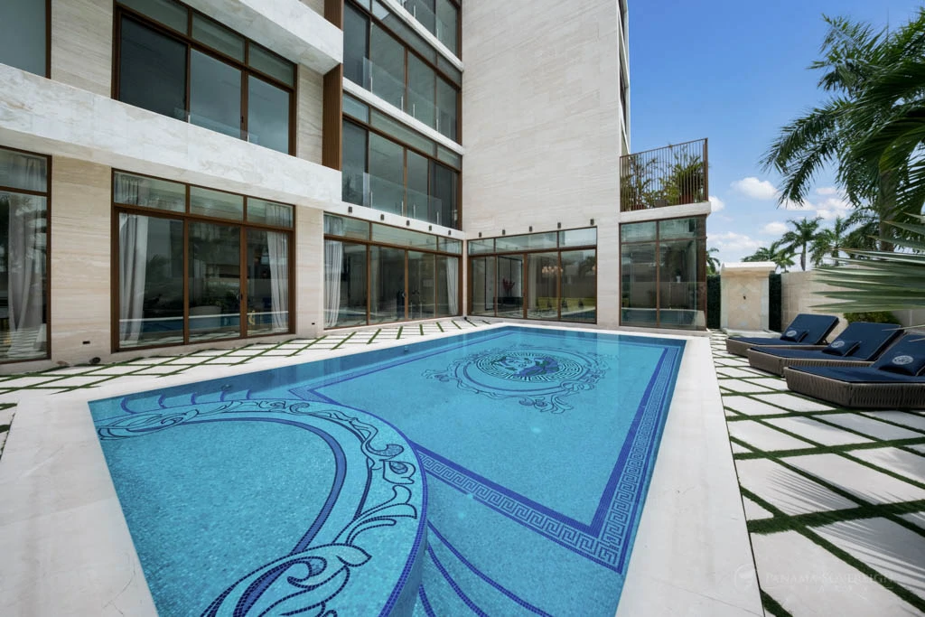 4 Bedroom Condo in Ocean Reef Islands