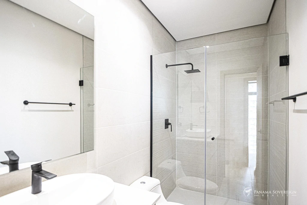 2 Bedroom Condo in Costa del Este - Gallery image 17