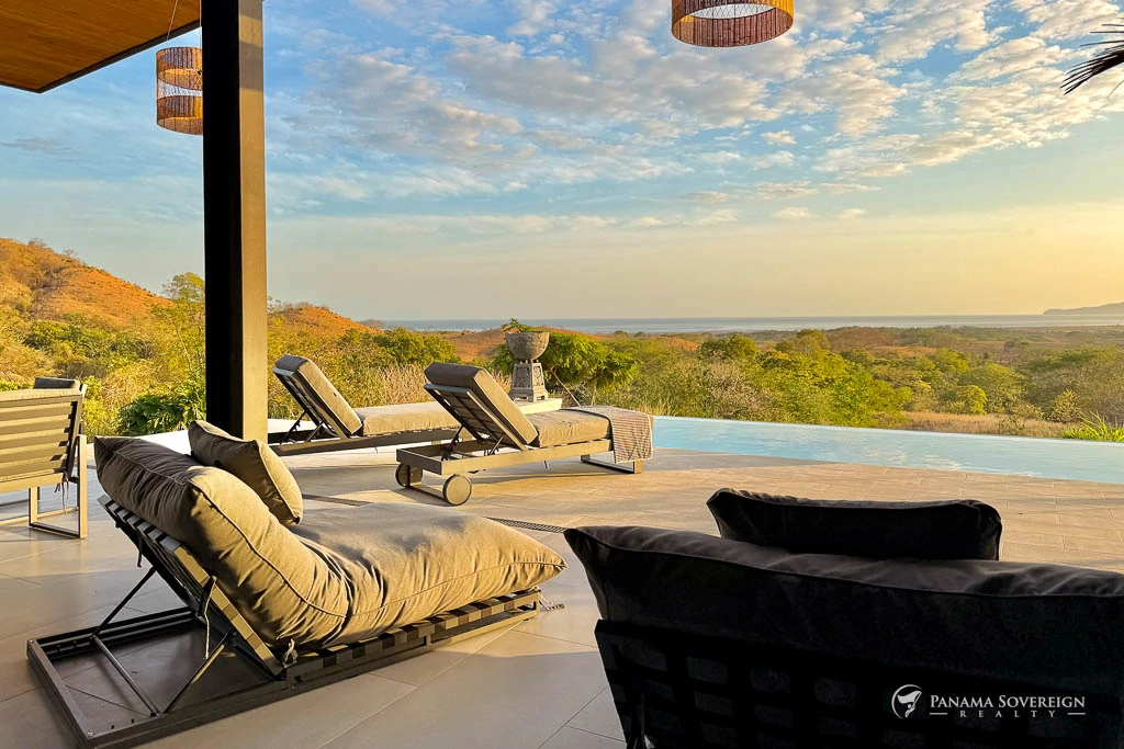 3 Bedroom House in Canas