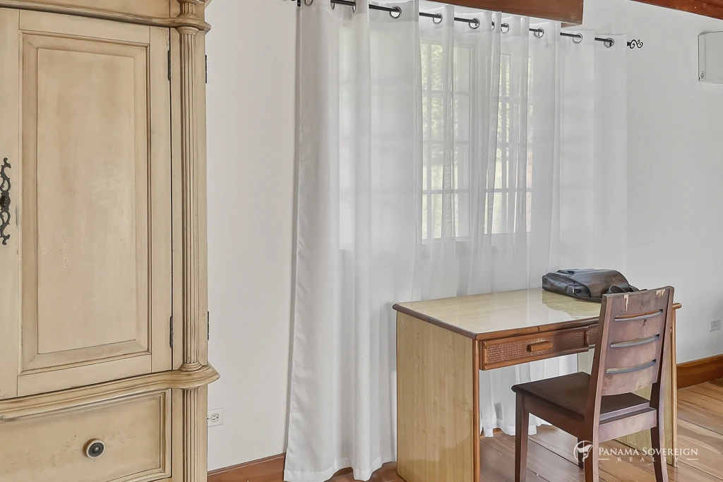 3 Bedroom House in San Carlos - Gallery image 25