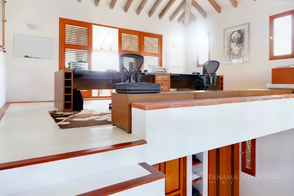 6 Bedroom House in Los Destiladeros - Gallery image 36
