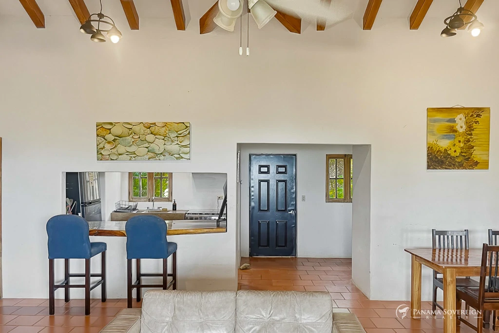 2 Bedroom House in Cambutal - Gallery image 17
