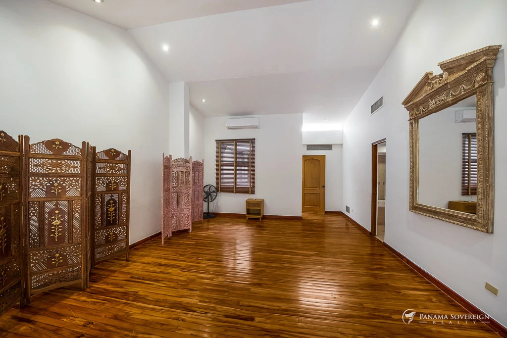 2 Bedroom Condo in Casco Viejo - Gallery image 20