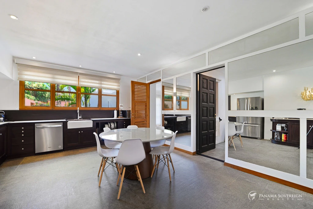 5 Bedroom House in Los Destiladeros - Gallery image 28
