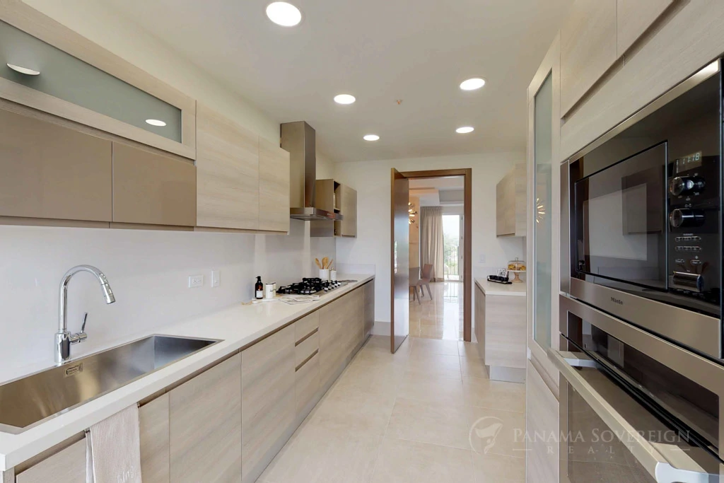 4 Bedroom Condo in Santa Maria - Gallery image 17