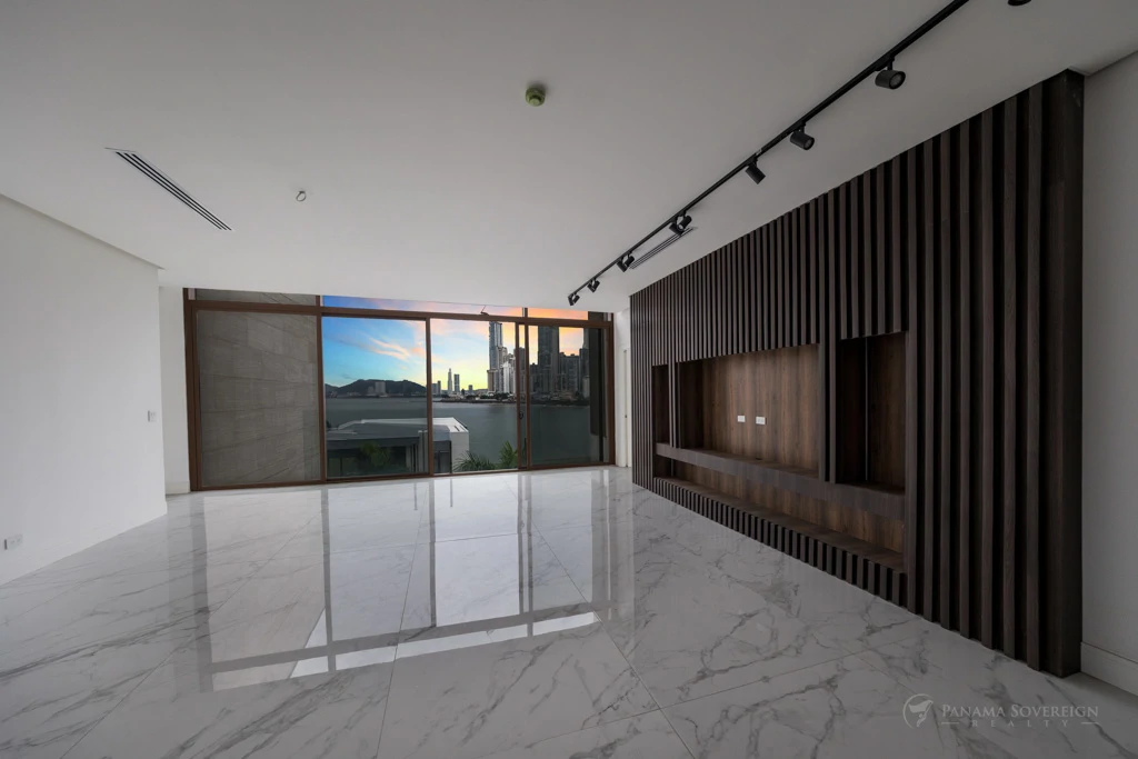 3 Bedroom Condo in Ocean Reef Islands - Gallery image 7