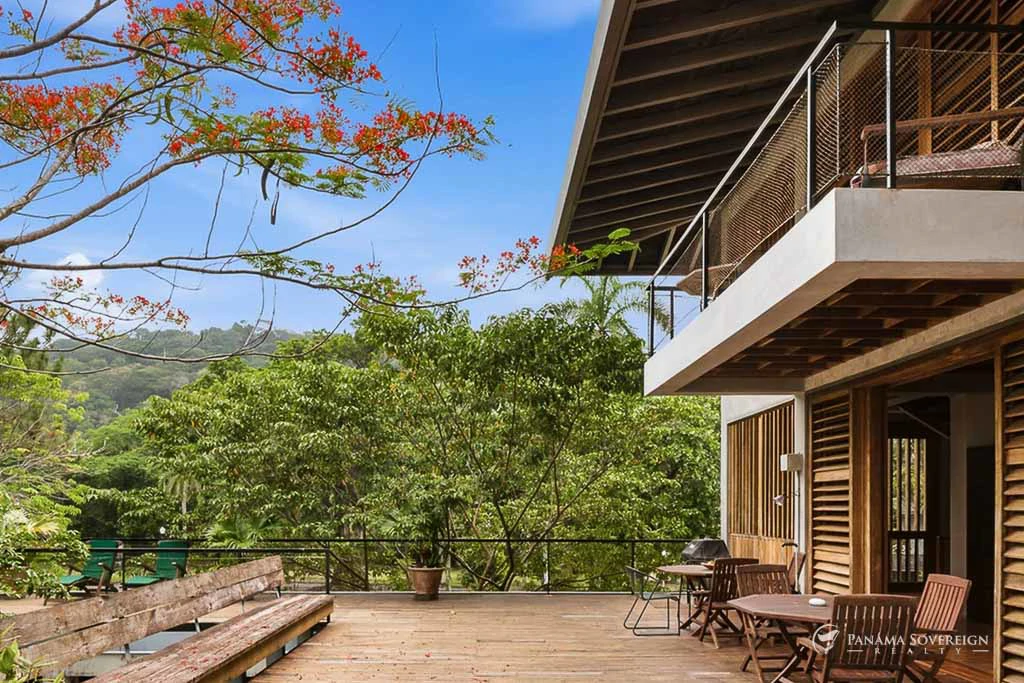 4 Bedroom House in Canal Zone - Gallery image 2