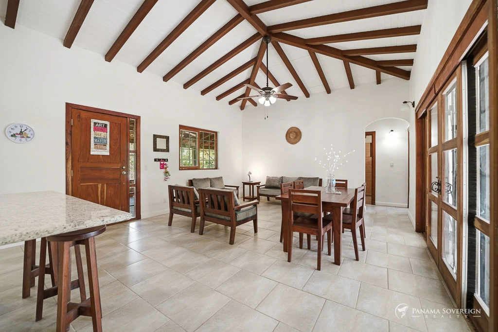 3 Bedroom House in Los Destiladeros - Gallery image 14