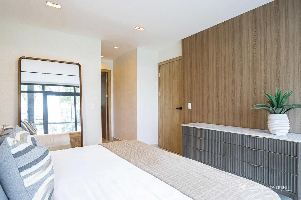 2 Bedroom Condo in Costa del Este - Gallery image 12