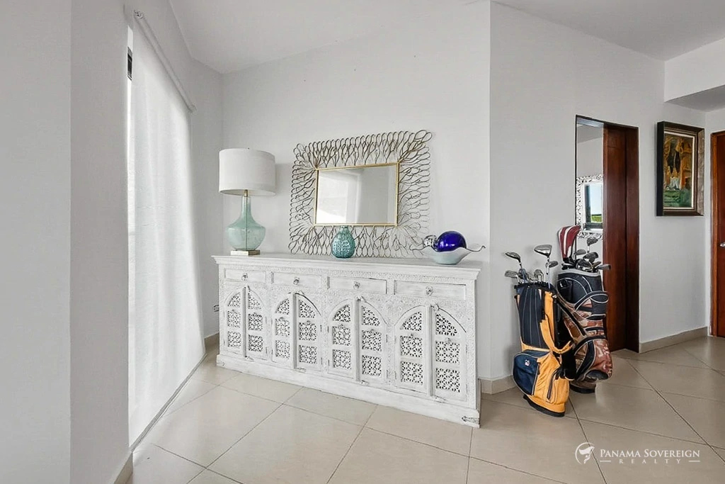 5 Bedroom Condo in San Carlos - Gallery image 23