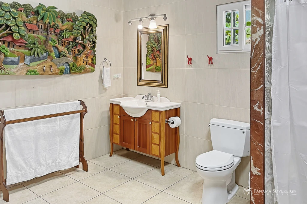 3 Bedroom House in San Carlos - Gallery image 12