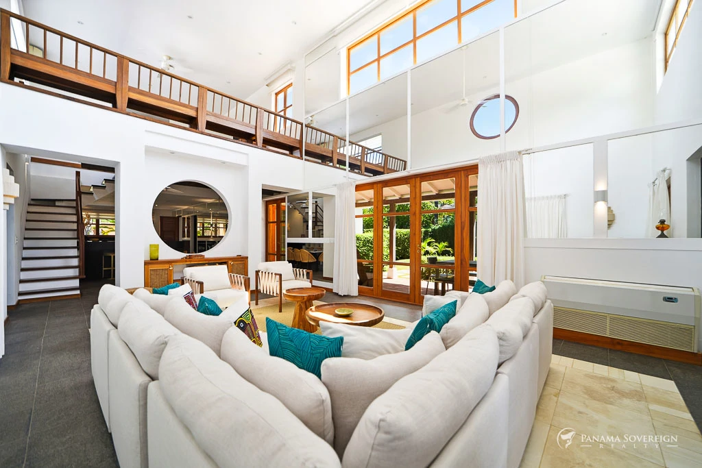 5 Bedroom House in Los Destiladeros - Gallery image 8