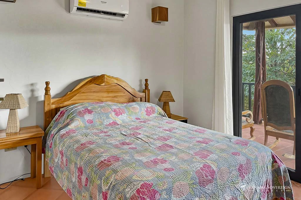 2 Bedroom House in Cambutal - Gallery image 13