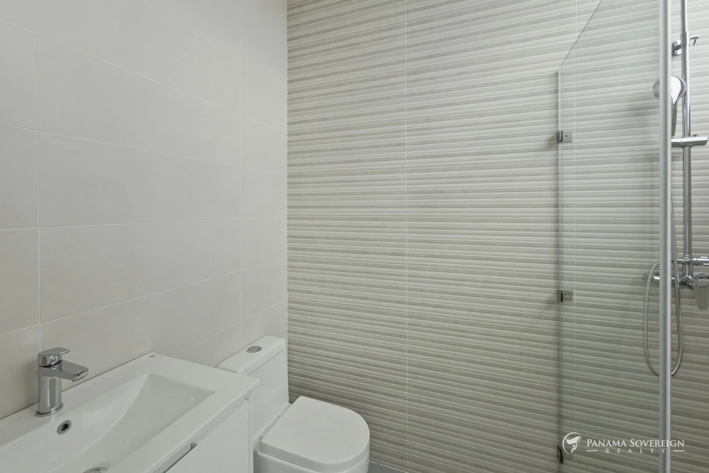4 Bedroom Condo in Santa Maria - Gallery image 15