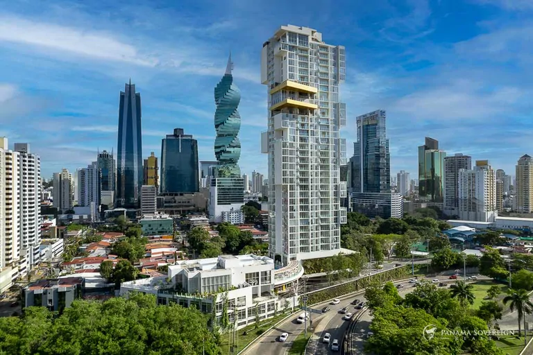 2 Bedroom Condo in Bella Vista
