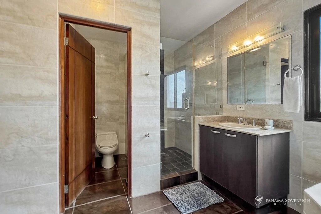 5 Bedroom Condo in San Carlos - Gallery image 48