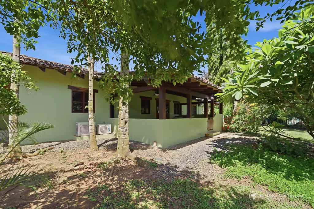 4 Bedroom House in Pedasi - Gallery image 11