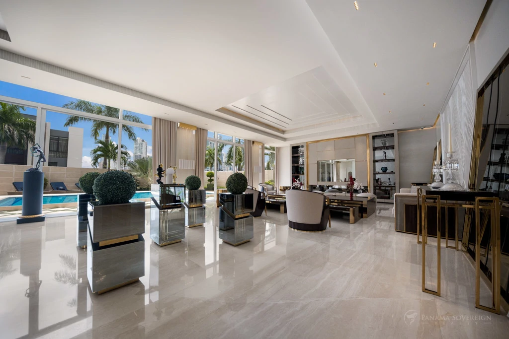 4 Bedroom Condo in Ocean Reef Islands - Gallery image 25