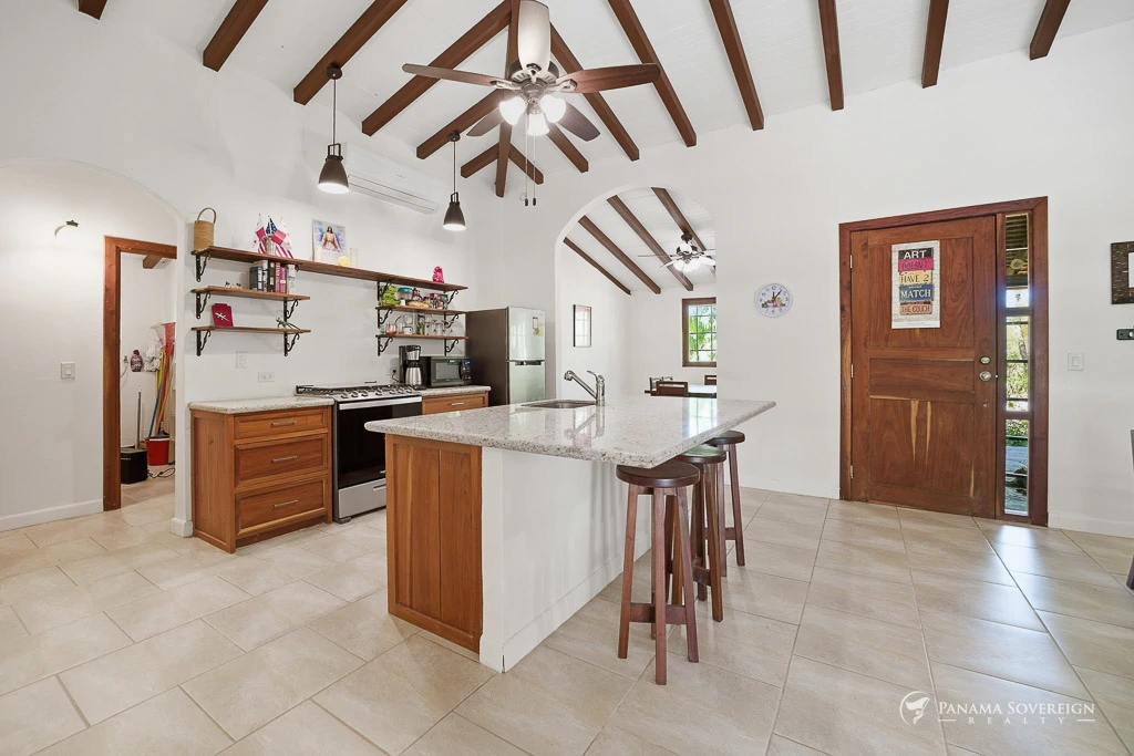 3 Bedroom House in Los Destiladeros
