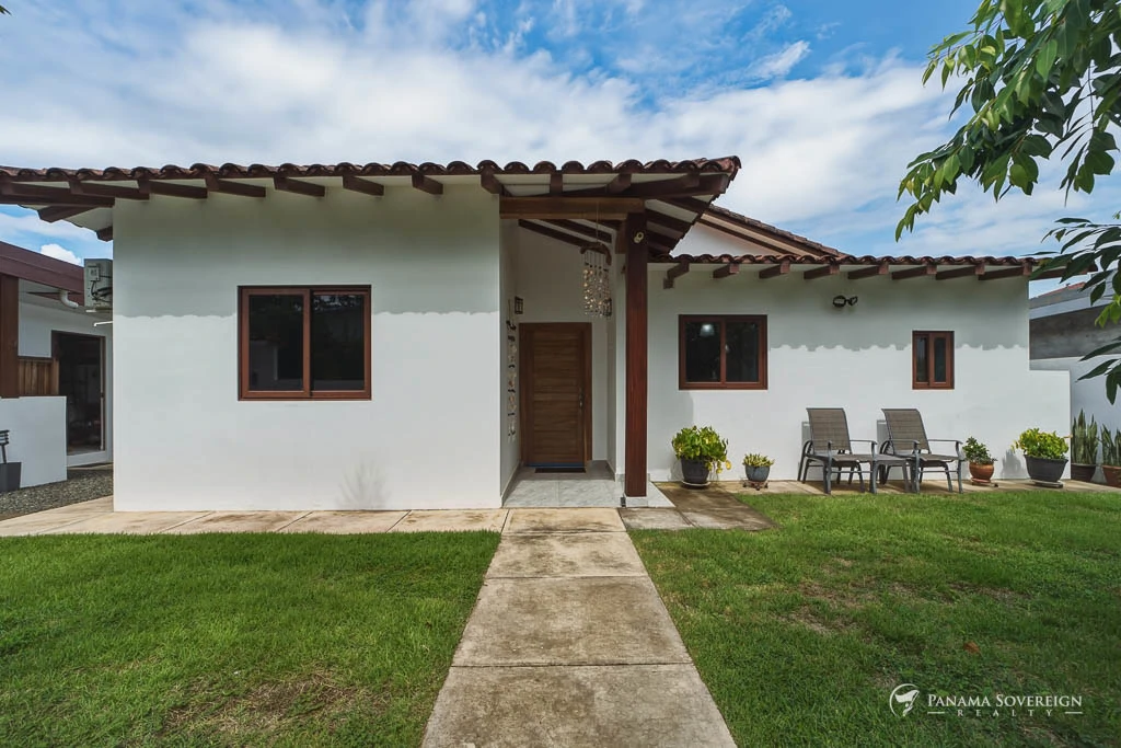 2 Bedroom House in Pedasi - Gallery image 31