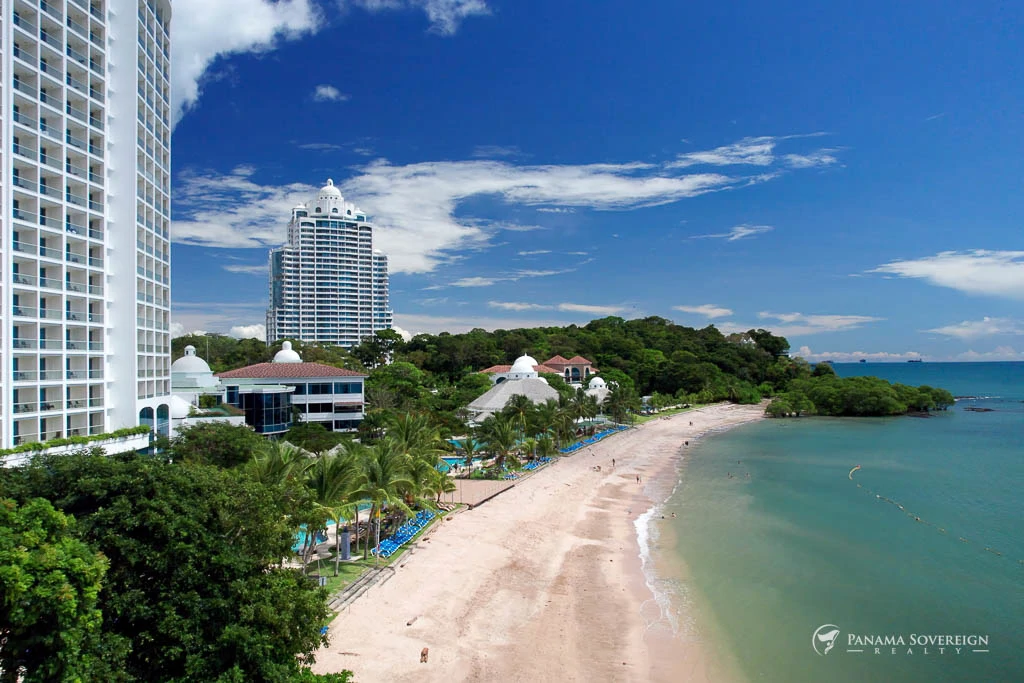 2 Bedroom Condo in Playa Bonita - Gallery image 2