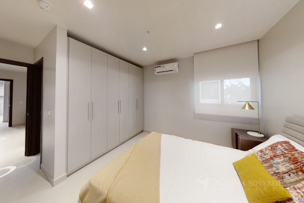 3 Bedroom Condo in Costa del Este - Gallery image 16