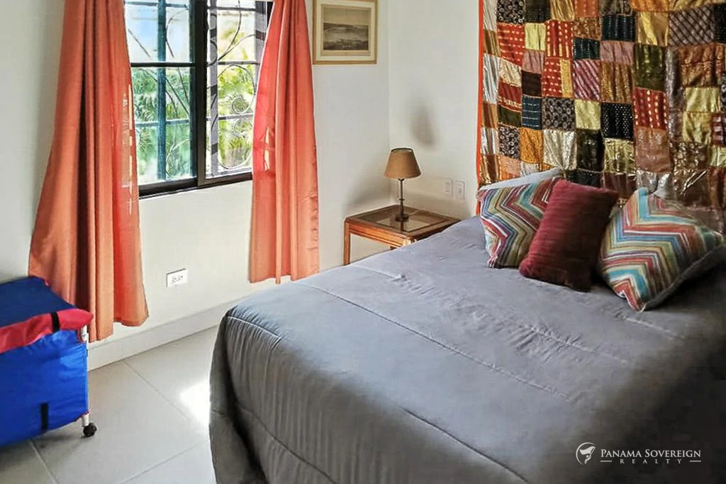 4 Bedroom House in San Carlos - Gallery image 16
